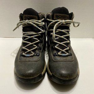 Columbia Newton Ridge BL3783-052 OmniGrip Waterproof Hiking Boot Womens Size 7.5